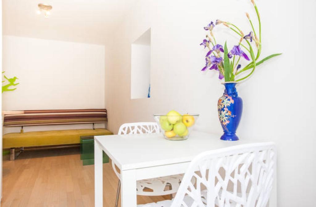 Apartment Kremenic Cres